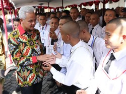 Ganjar Genjot Penyerapan Tenaga Kerja SMK Lewat Program Magang ke Jepang