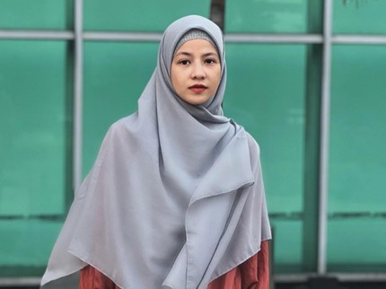 Natasha Rizky Tahan Tangis saat Baca Puisi Pura-pura Lupa, Banjir Dukungan Netizen