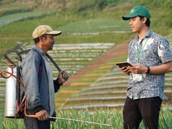 Tantangan Moral Ekonomi Petani
