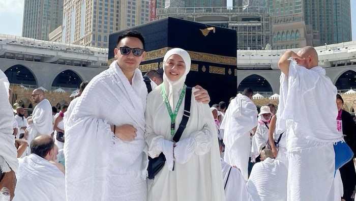 Jenita Janet hijrah dan berhijab