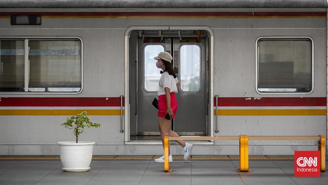 KAI Butuh Rp676 M Untuk Impor 3 KRL dari Jepang PT Kereta Api Indonesia (Persero) atau KAI mengatakan biaya modal atau capex untuk mengimpor tiga trainset KRL baru dari Jepang sebesar Rp676,8 miliar.