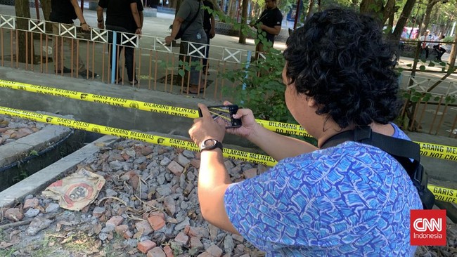 Polisi masih terus melakukan identifikasi identitas jasad korban mutilasi yang ditemukan di wilayah Trosobo, Sidoarjo dan Kenjeran Park, Surabaya.