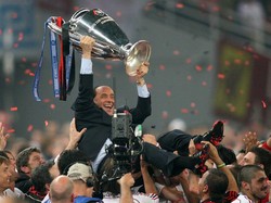 Eks Pemilik AC Milan Silvio Berlusconi Meninggal Dunia