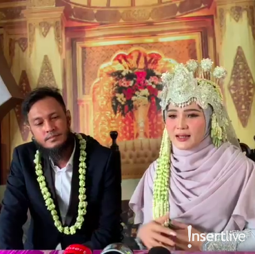 Inilah Sosok Suami Baru Eks Istri Bambang Pamungkas, Ternyata Duda Anak 5