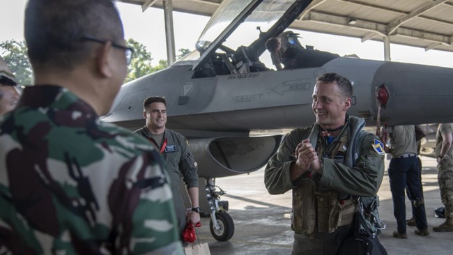 Latihan tempur taktis bilateral TNI AU dan Angkatan Udara AS digelar 12-23 Juni 2023 di Lanud Roesmin Nurjadin, Pekanbaru, Riau.