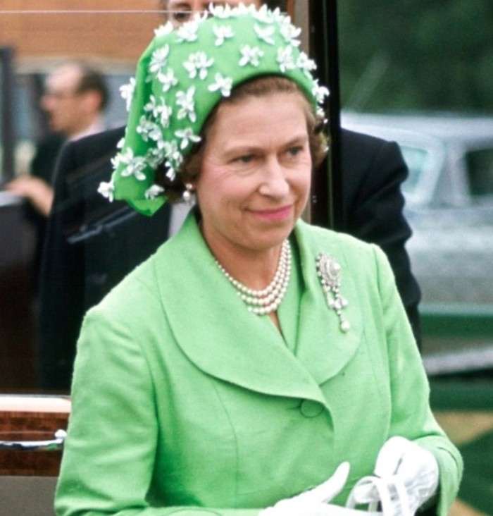 Ratu Elizabeth II