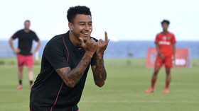 FOTO: Momen Jesse Lingard Enjoy Sambangi TC Bali United