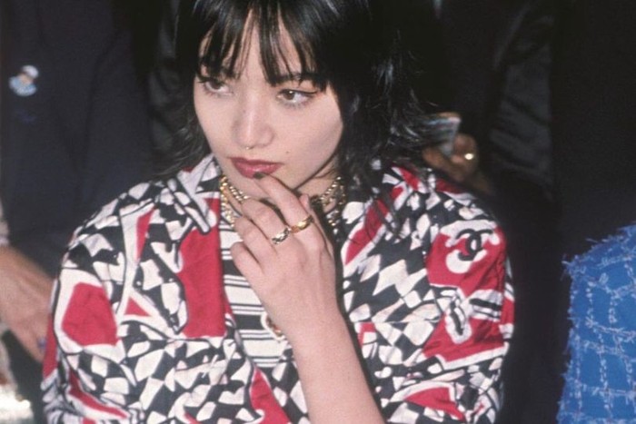 Kehadiran Nana sebagai tamu kehormatan di setiap acara CHANEL selalu berhasil menarik perhatian, lewat penampilannya yang memukau. Nana bahkan sampai mendapat julukan sebagai 