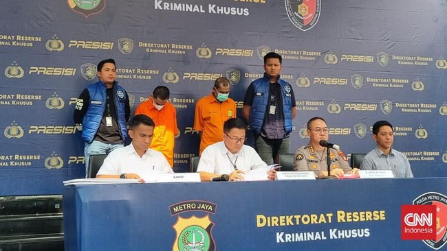 Polisi menangkap dua pelaku penipuan investasi kripto dengan modus mencatut nama Indodax di akun media sosial.