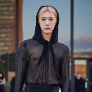 Gaya Memukau Ten WayV Saat Menghadiri Saint Laurent SS24 Show di Berlin
