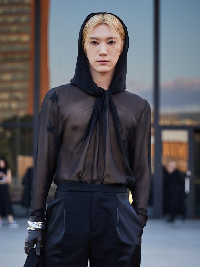 Bagaimana penampilan Ten kali ini menurut kamu, Beauties?/ Foto: Getty Images/Sebastian Reuter