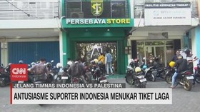VIDEO: Antusiasme Suporter Indonesia Menukar Tiket Pertandingan