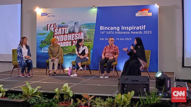 Elsa Maharrani, peraih Semangat Astra Terpadu Untuk (SATU) Indonesia Awards pada 2020, membagikan pengalamannya membesarkan brand fesyen Maharrani dan Hamka.