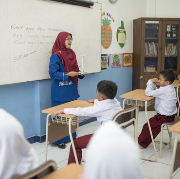 15 Contoh Puisi Perpisahan Kelas 6 yang Singkat dan Bikin Tersentuh