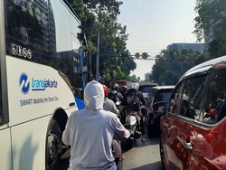 Curhat Warga Pergi Subuh dan Pulang Lebih Malam demi Hindari Macet Jakarta