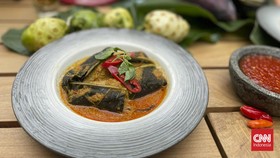 Menikmati Botok Ikan Daun Mengkudu Vs Dry Aged Steak Super Juicy