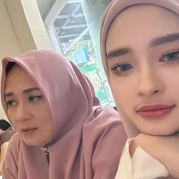 Bukan Cuma Eva Manurung yang Tenar, Ibunda Inara Rusli Juga Aktris Terkenal