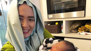 img-title 7 Potret Mercy Lubis Ibu Inara Rusli yang Pernah Main Sinetron bareng Marshanda