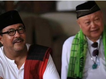 img-title Kehidupan Nyata Salman Al Farisi Mirip Kisah Koh Ahong di 'Si Doel Anak Sekolahan'