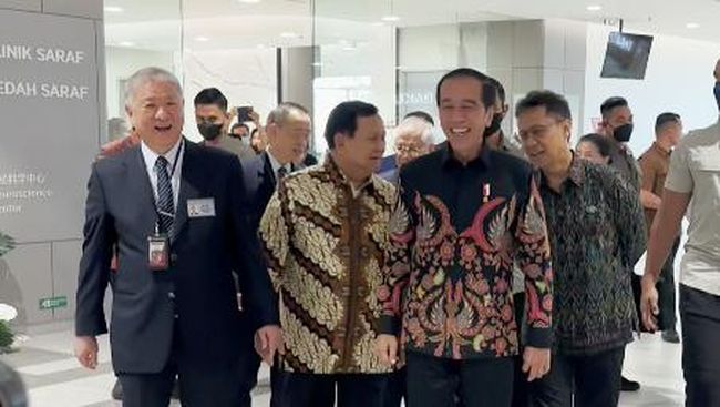 Keakraban Jokowi, Prabowo, dan Sang 'Naga', Penuh Tawa di PIK