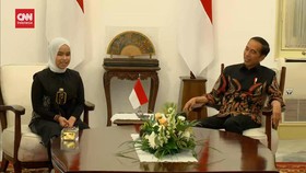 VIDEO: Momen Putri Ariani Bertemu Presiden Jokowi di Istana