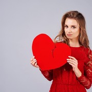 6 Zodiak Ini Dikenal Sangat Profesional, Tetap Fokus Bekerja Walau Habis Putus Cinta! Ada Kamu?