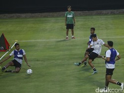 Melihat Aksi Pemain Timnas Indonesia Latihan Jelang Lawan Argentina