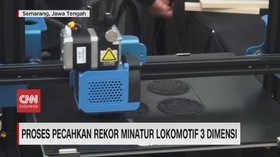 VIDEO: Proses Pecahkan Rekor Miniatur Lokomotif 3 Dimensi