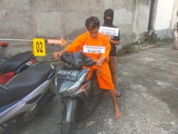 Polisi Rekonstruksi 10 Remaja Bunuh Pria di Jalan Denpasar
