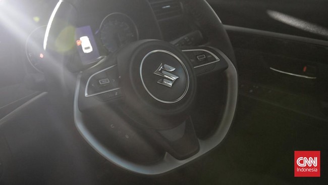 Suzuki XL7 Black Edition bakal meluncur di Jakarta pada pekan depan.