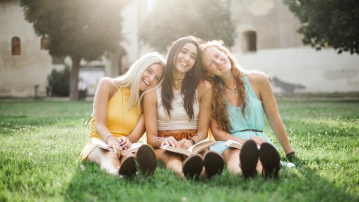 Tanda Perempuan Sehat. Foto: Pexels.com/Jessica Ticozzelli