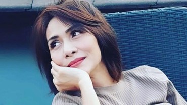 img-title Lahirkan Anak tanpa Rezky Aditya, Wenny Ariani: Nggak Ada yang Azanin