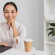 Tak Selalu Berupa Uang, Ternyata Ini 9 Bentuk Investasi Diri Terbaik di Usia Muda yang Perlu Kamu Tingkatkan!