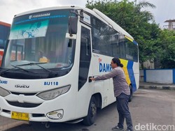 Rute dan Tarif Bus DAMRI ke Pantai Malang Selatan untuk Liburan 2024