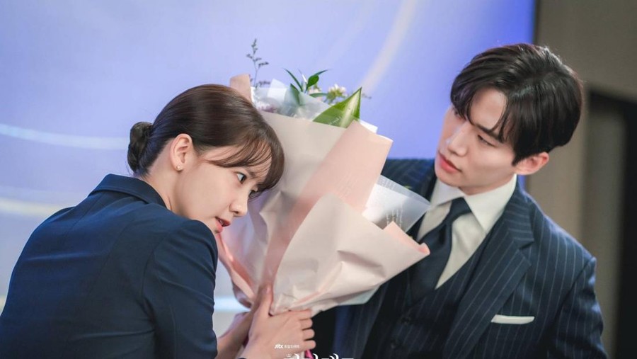 Drama Korea King the Land
