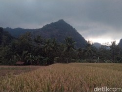 Menguak Misteri Bunyi Gong di Gunung Goong Majalengka