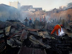 Kebakaran di Jalan Andi Djemma Makassar, 17 Rumah Hangus Terbakar
