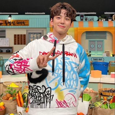 7 Potret Aktor Kim Min Gue 'The Heavenly Idol', Lesung Pipit Menggoda