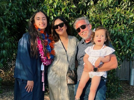 7 Potret Camilla Anak Rahma Azhari Baru Lulus SMA di AS, Cantik Mirip Sang Bunda