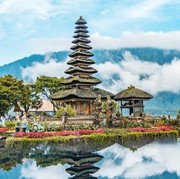 Gubernur Bali Berikan Kartu 'Do's and Don'ts' yang Wajib Dipatuhi Turis Asing, Apa Saja Isinya?