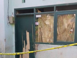 Polisi Olah TKP Rumah Perempuan Jember Tewas Gantung Diri-2 Anaknya Meninggal