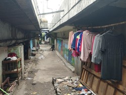 Kolong Tol Angke Jadi Sorotan Usai Disulap Jadi Permukiman