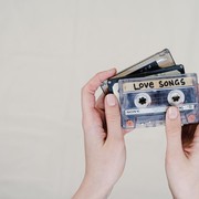 Beauties Hobi Dengerin Musik? Yuk Cek Genre Musik dari Zodiakmu!