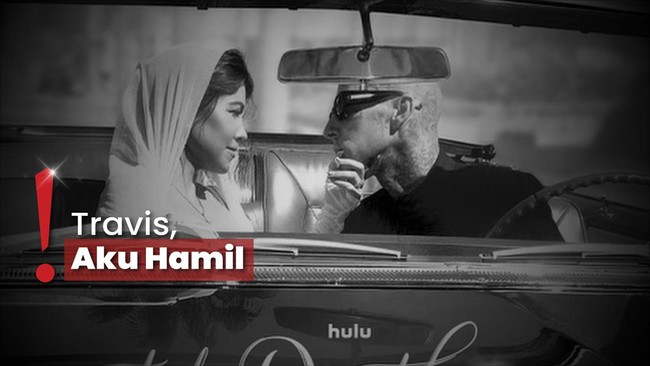 Kourtney Kardashian Umumkan Kehamilan di Konser BLINK-182