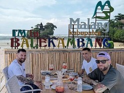 Kecewa Messi Tak Datang, Netizen Bikin Editan Liburan di Indonesia