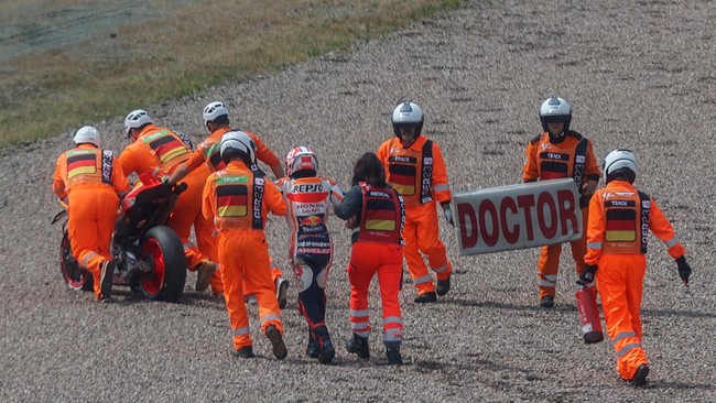 Marc Marquez bakal makin sulit untuk kembali menjadi juara dunia MotoGP bila melihat tren yang ada dalam sejarah balapan MotoGP.