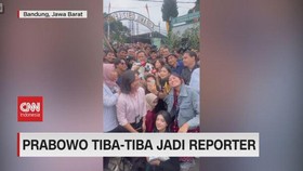 VIDEO: Prabowo Tiba-Tiba Jadi Reporter