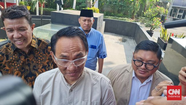 Profil Andi Arief, dari Aktivis Lanjut ke Empuk Kursi Komisaris PLN
