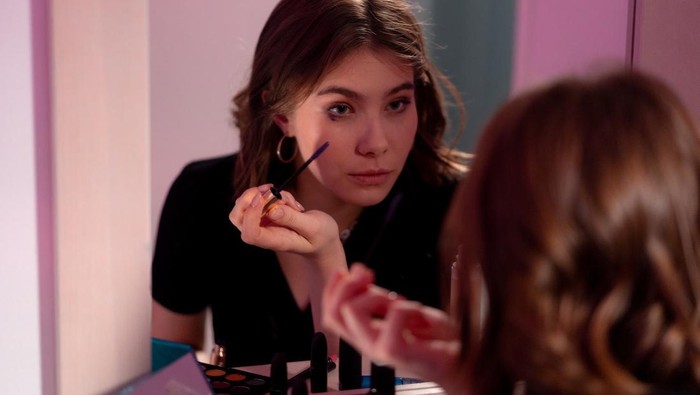 Anti Smudge, Simak 6 Tips Mengaplikasikan Maskara di Bulu Mata Bawah Berikut Ini