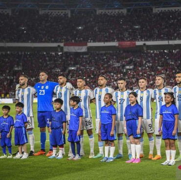 Reaksi Gibran Rakabuming Saat Jan Ethes Jadi Pendamping Kiper Argentina